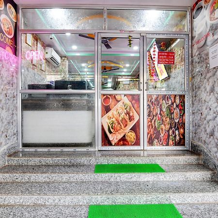 Joy Maa Tara Hotel & Restaurant 加尔各答 外观 照片